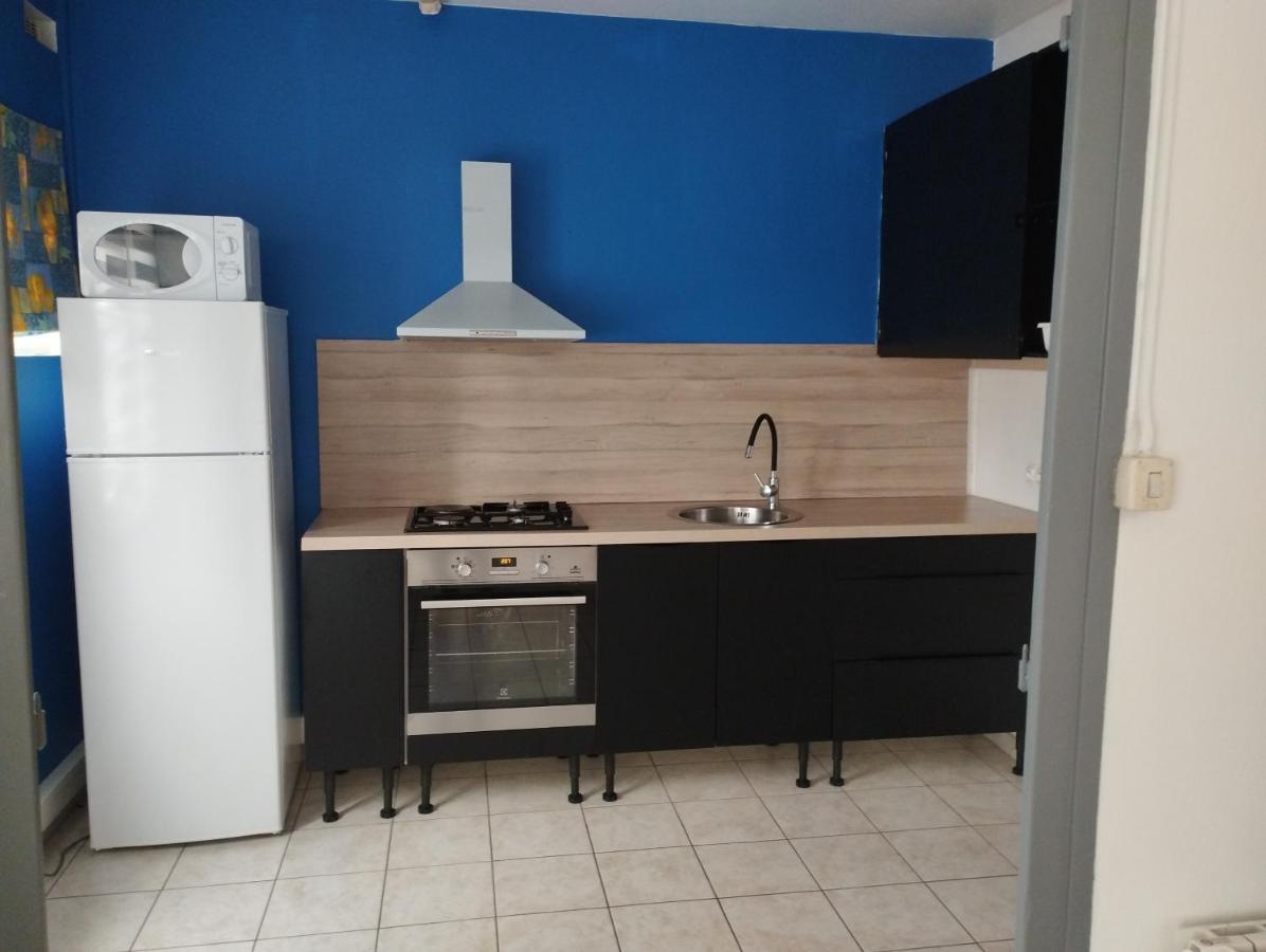 Meximieux Apartment Bagian luar foto