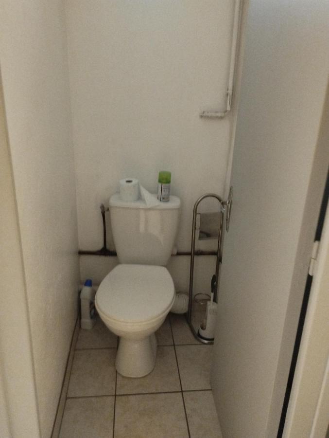 Meximieux Apartment Bagian luar foto